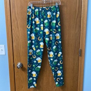 “5/$20” St. Patrick’s Day stretchy beer horseshoe shamrock leggings size XL